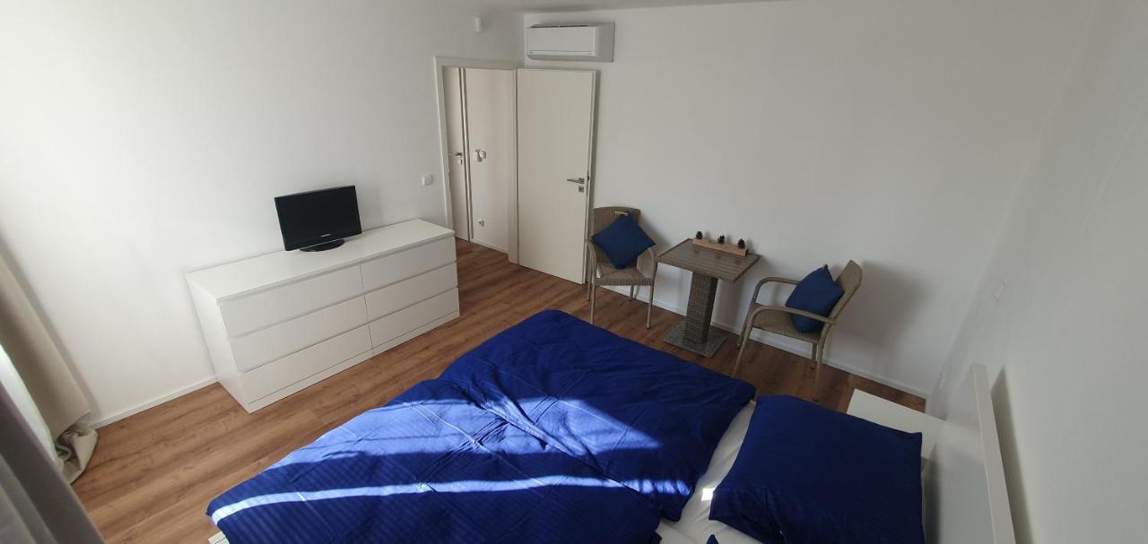 Pálavské Domky Apartamento Pasohlávky Exterior foto