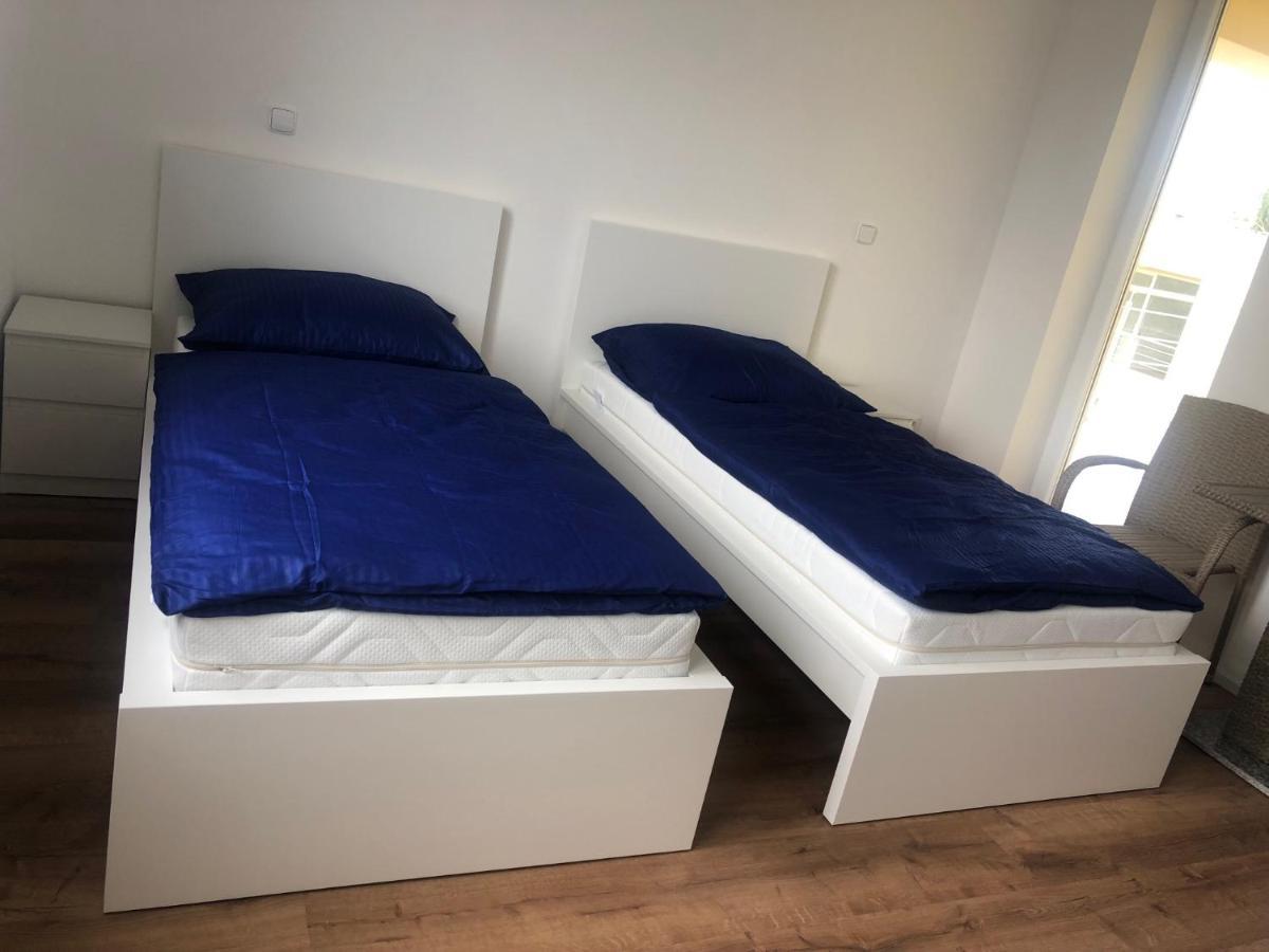 Pálavské Domky Apartamento Pasohlávky Exterior foto