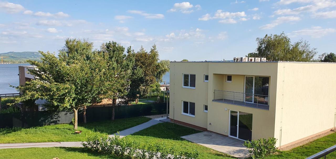 Pálavské Domky Apartamento Pasohlávky Exterior foto