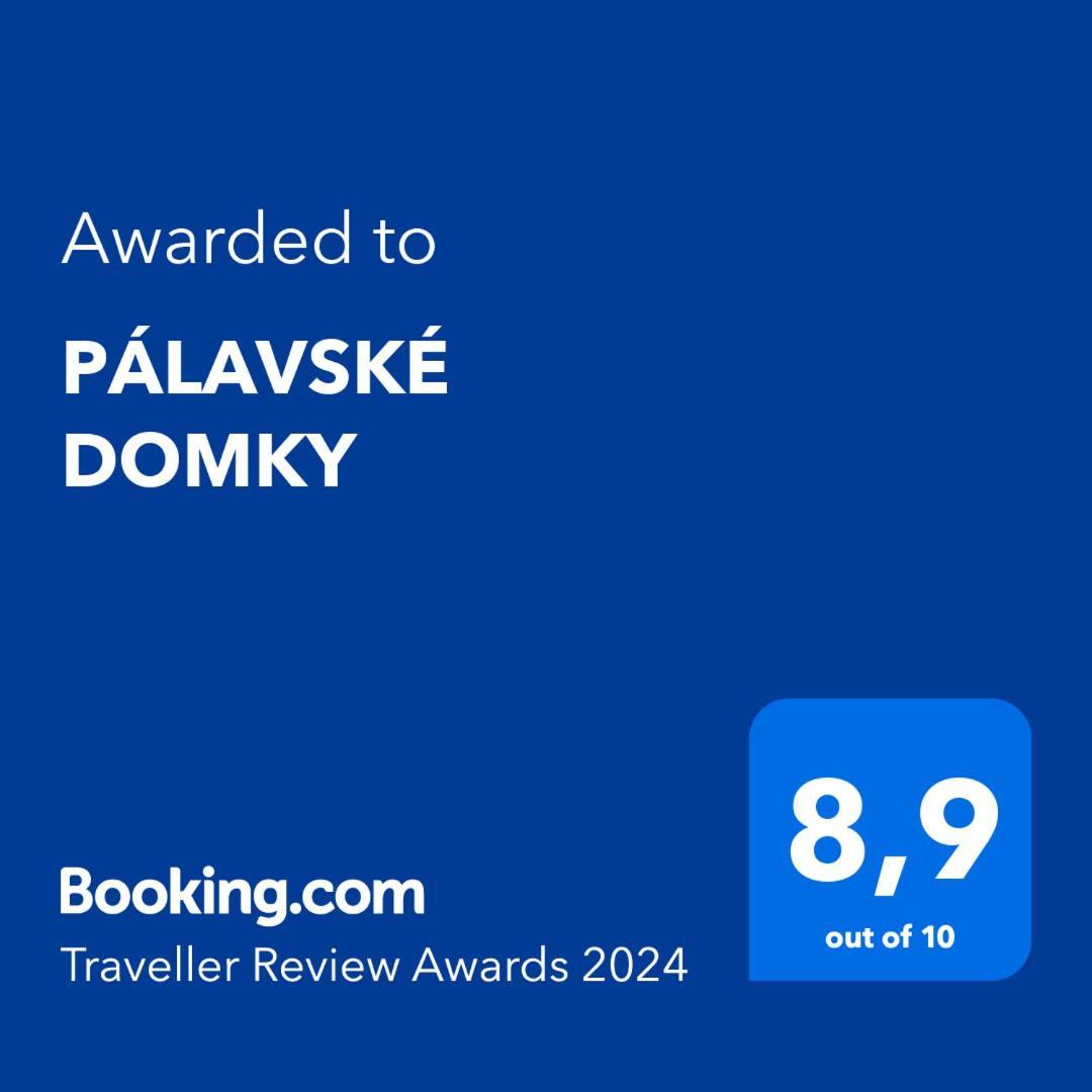 Pálavské Domky Apartamento Pasohlávky Exterior foto